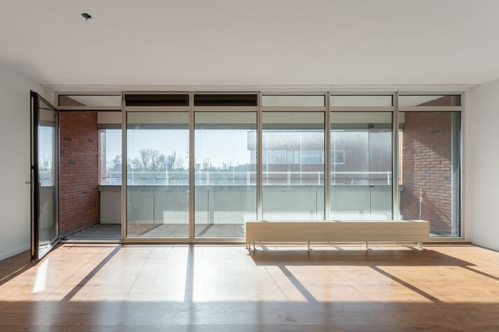 Foto 2 van Van Naeldwijcklaan 171