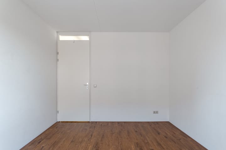 Photo 14 of Van Naeldwijcklaan 171