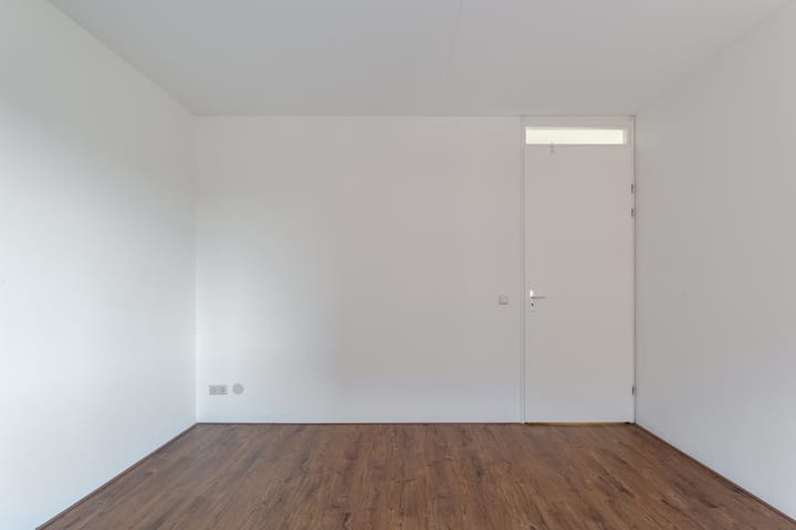 Photo 17 of Van Naeldwijcklaan 171