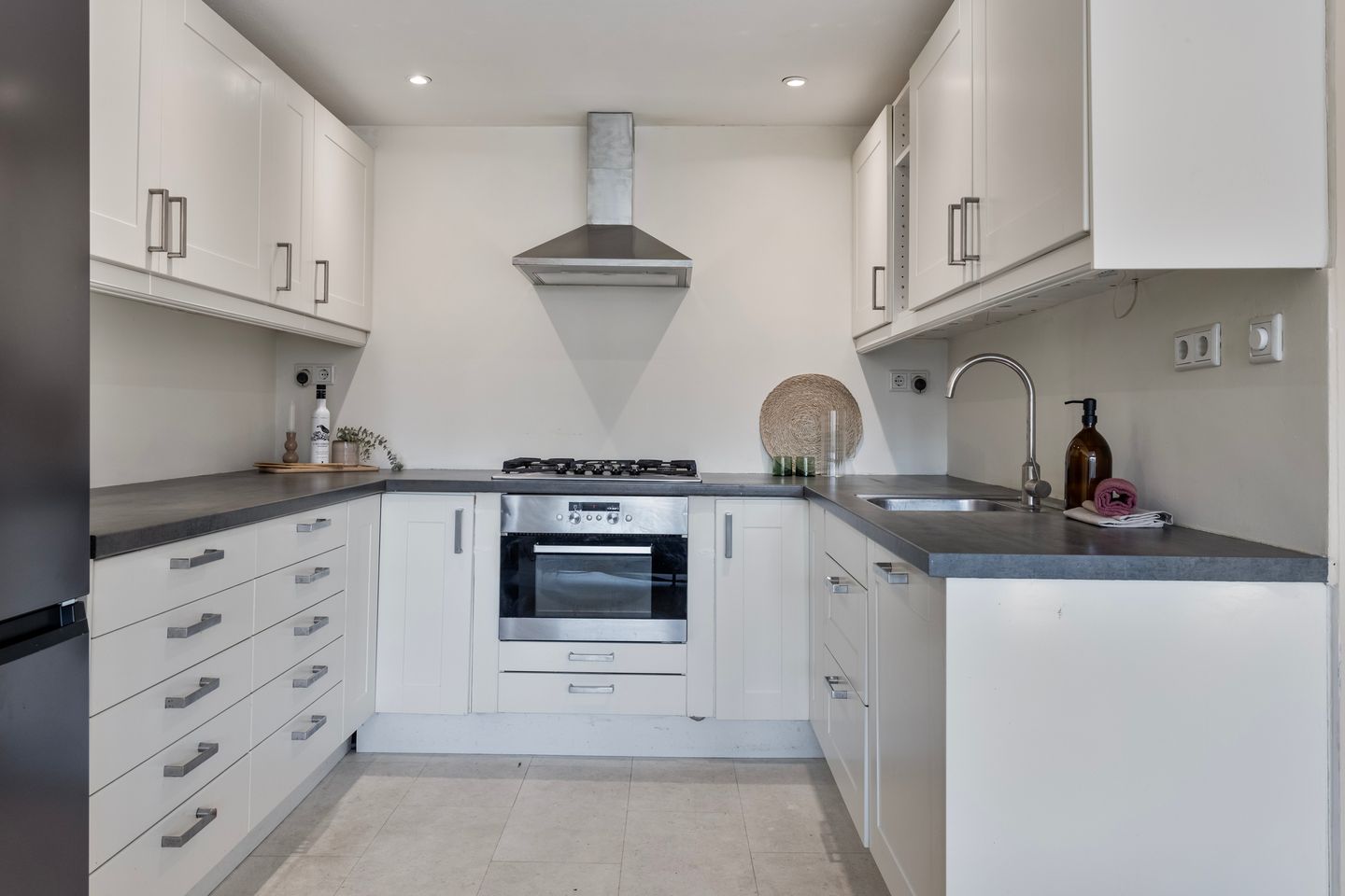 Photo 10 of Kattenburgerhof 34