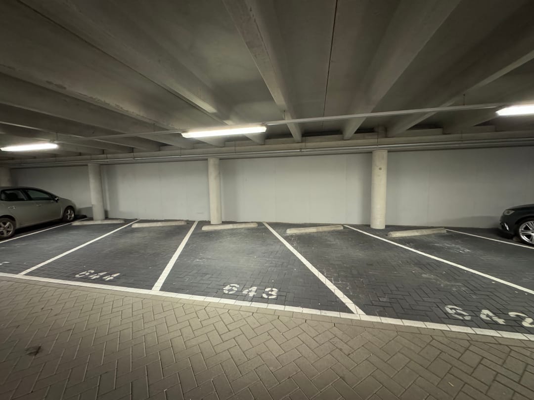 Photo 22 of Treubstraat 10-F026