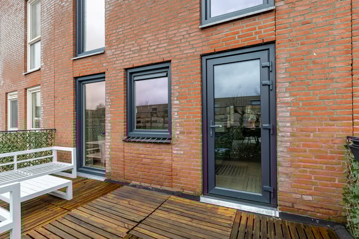 Foto 35 van Regenboog 74-A