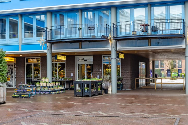 Foto 38 van Regenboog 74-A