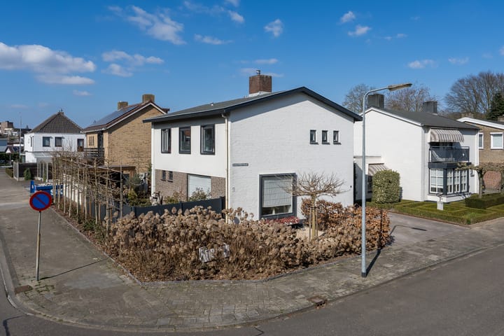 Foto 40 van Doctor Kuyperstraat 1