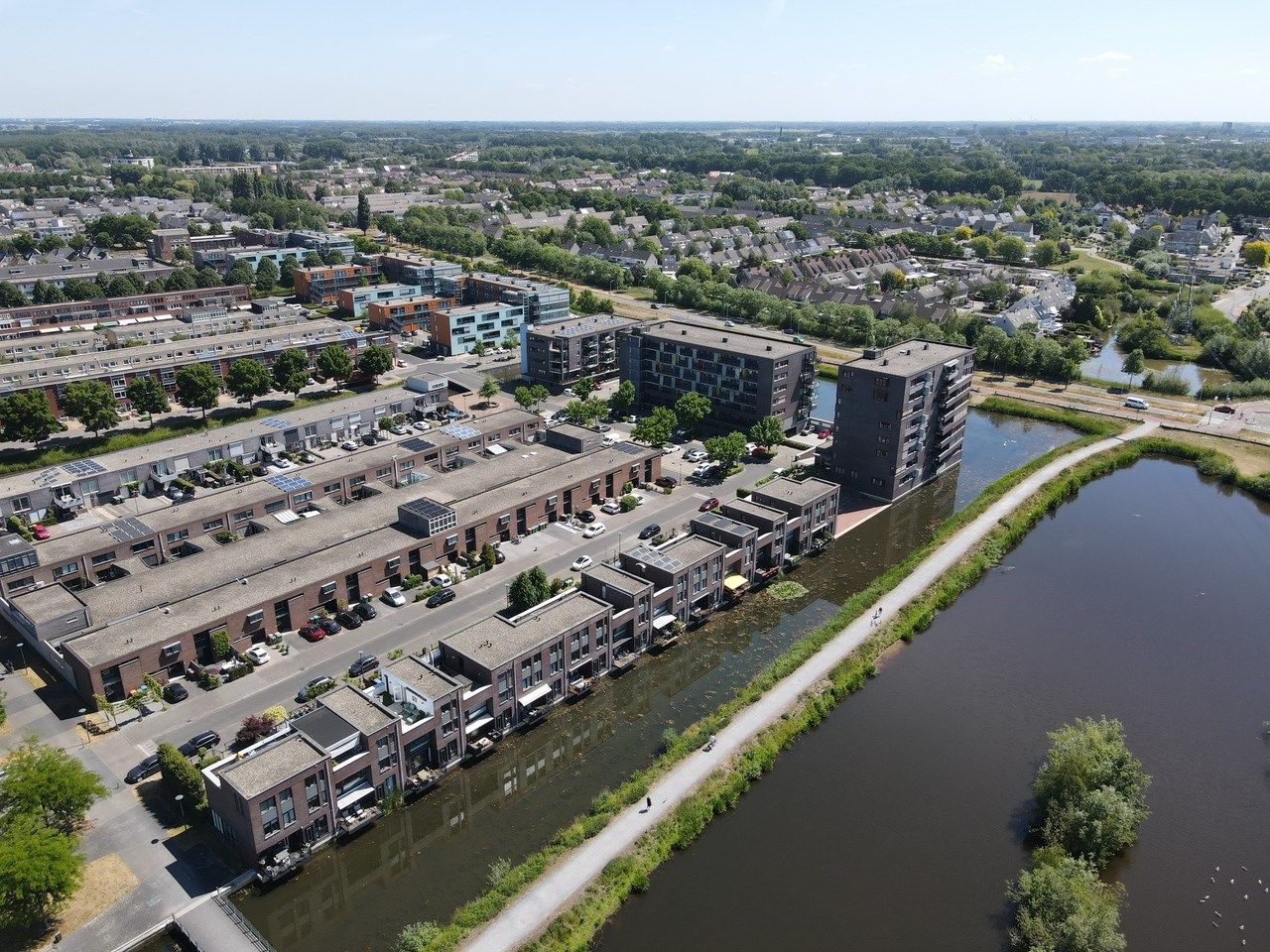 Foto 18 van Waterweegbree 35