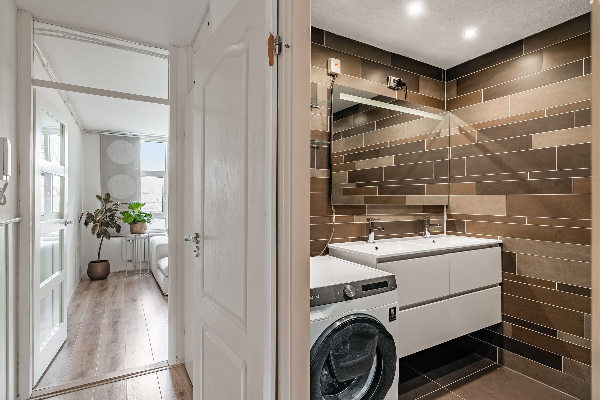 Foto 12 van Toutenburgstraat 42