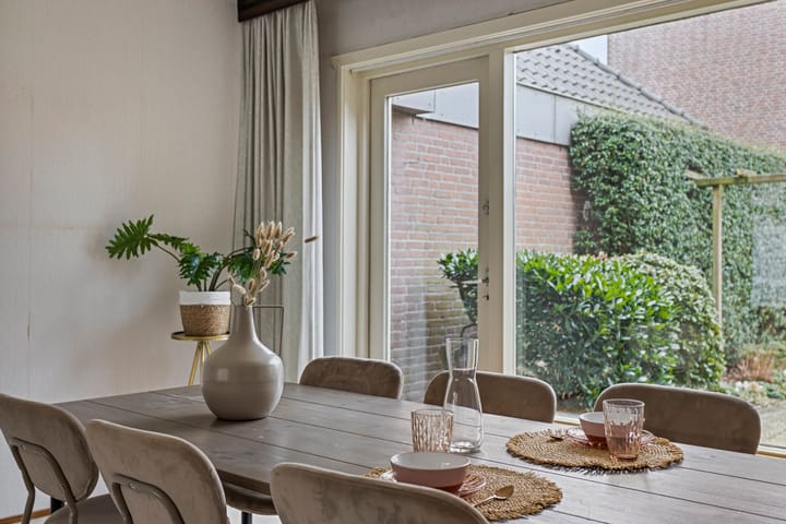 Foto 14 van Molenstraat 16