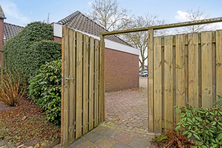 Foto 43 van Molenstraat 16