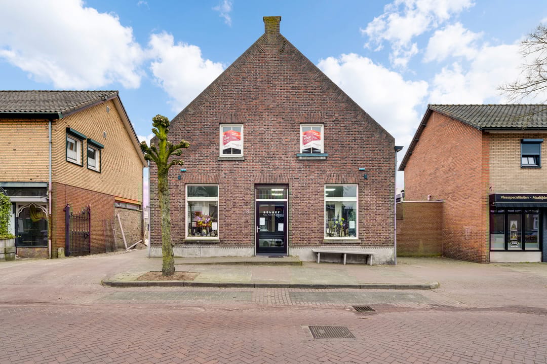 Foto 2 van Dorpsstraat 8