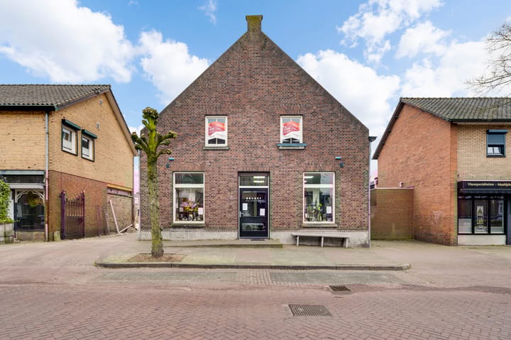 Foto 2 van Dorpsstraat 8