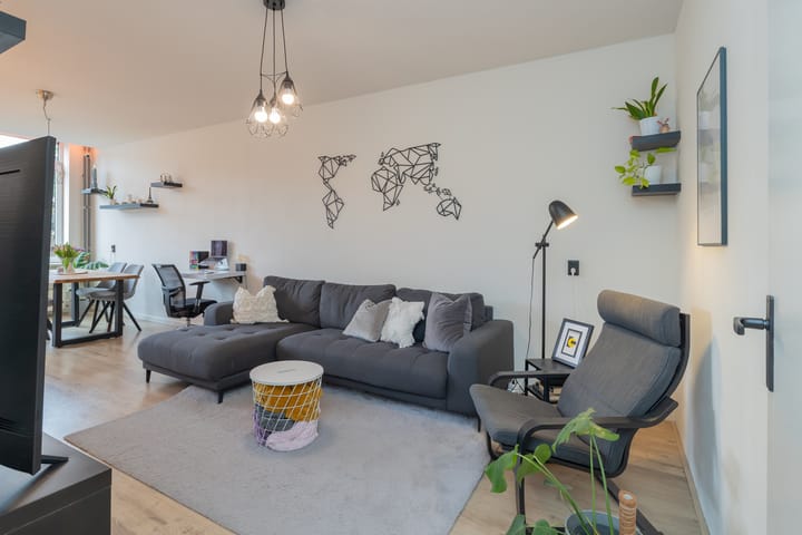 Foto 7 van Haarlemmerweg 49-H