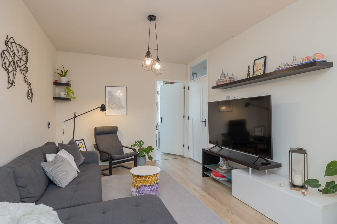 Foto 11 van Haarlemmerweg 49-H