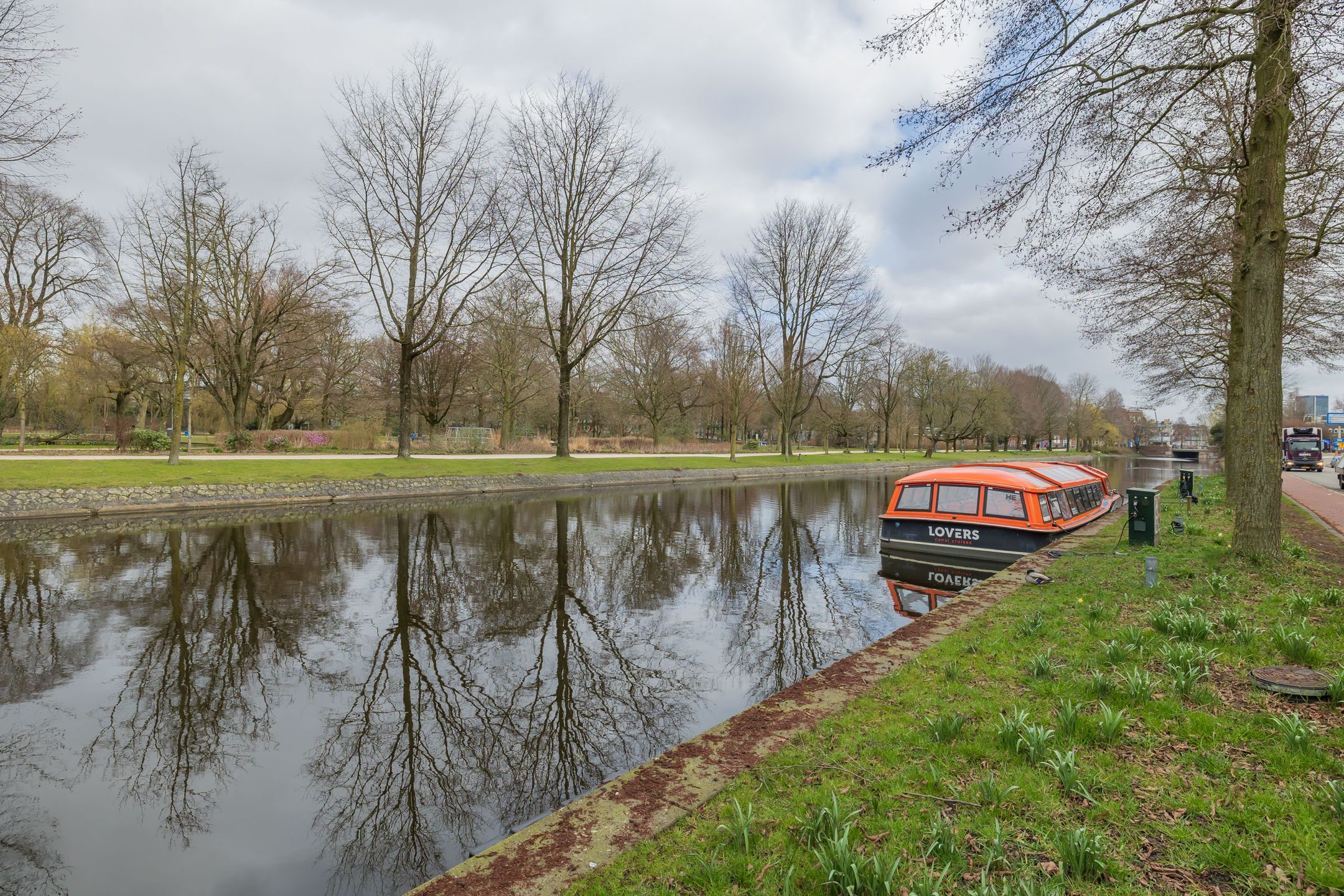 Foto 36 van Haarlemmerweg 49-H