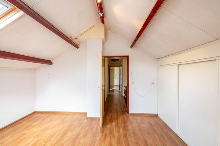 Foto 16 van Goudsbloemweg 8