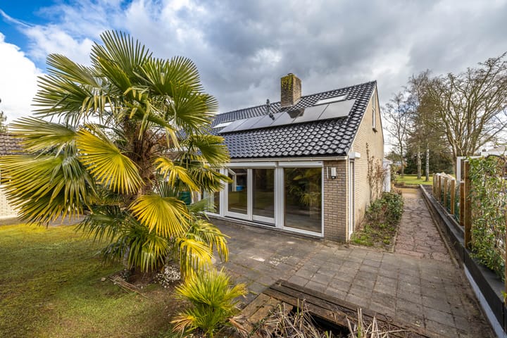 Foto 24 van Goudsbloemweg 8