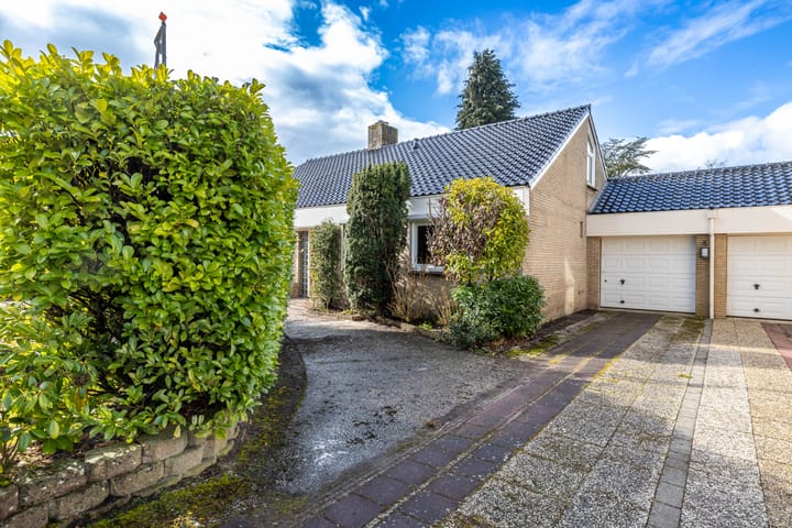 Foto 28 van Goudsbloemweg 8