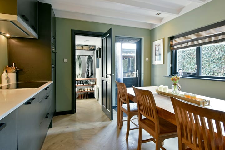 Photo 9 of van Wassenaerstraat 1-A