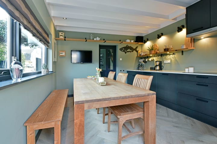 Photo 11 of van Wassenaerstraat 1-A