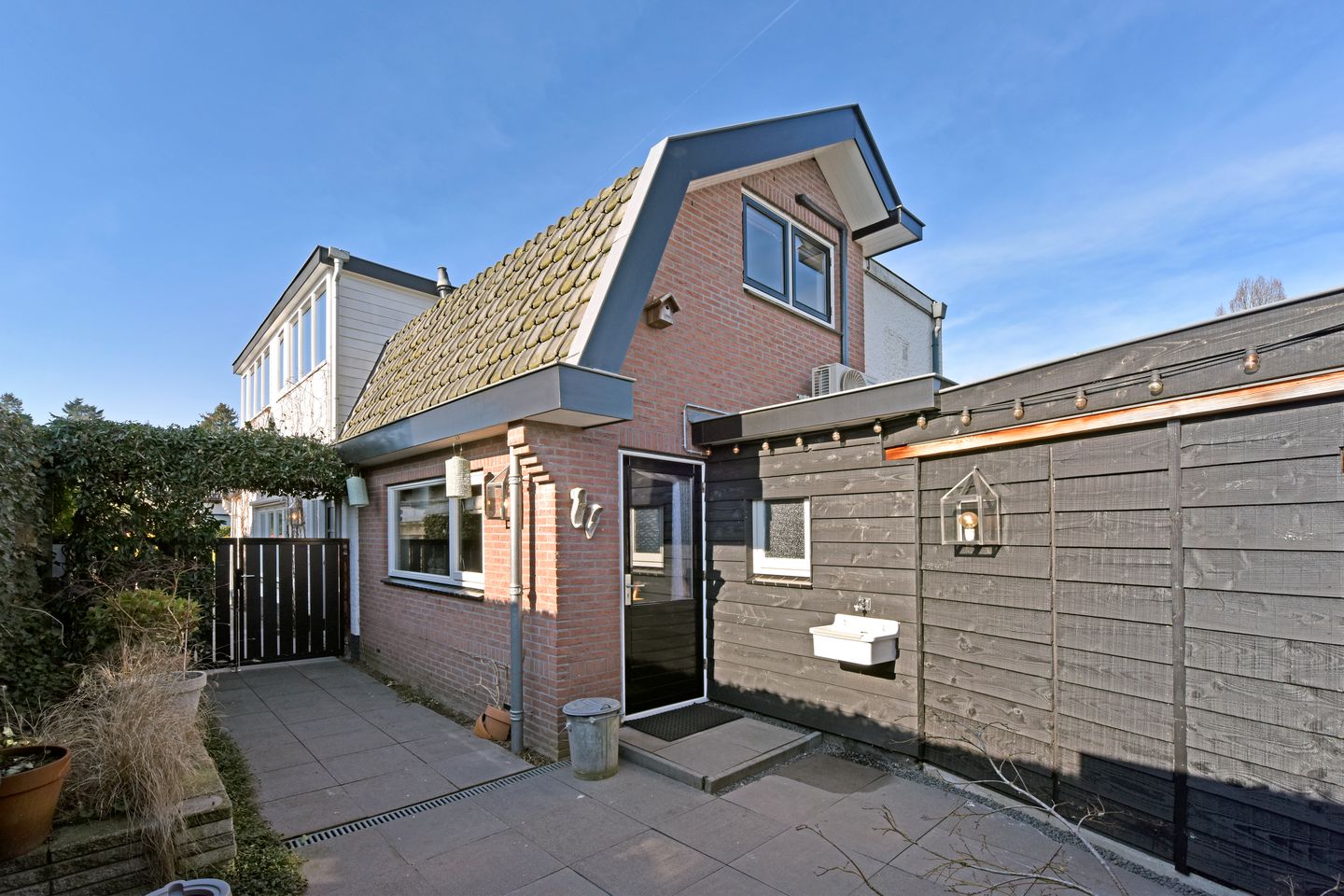 Foto 25 van van Wassenaerstraat 1-A