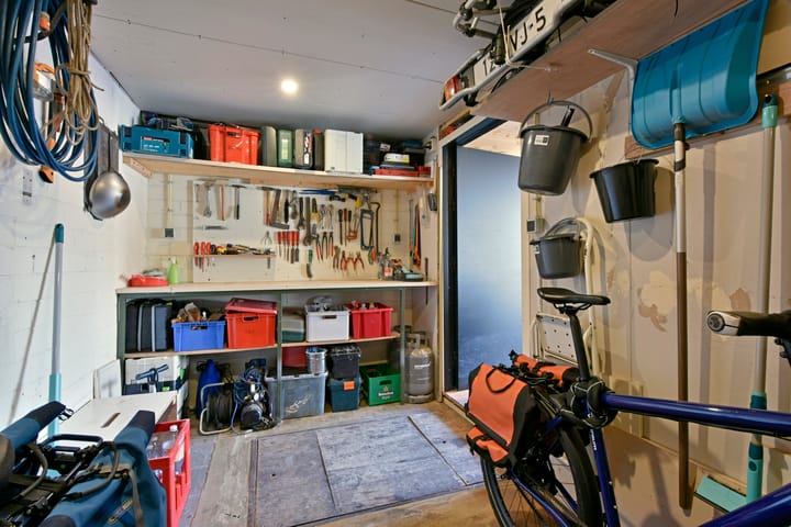 Photo 33 of van Wassenaerstraat 1-A