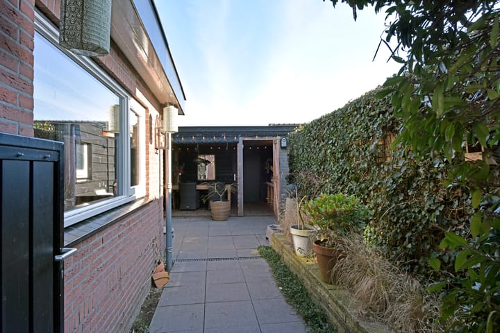 Photo 34 of van Wassenaerstraat 1-A