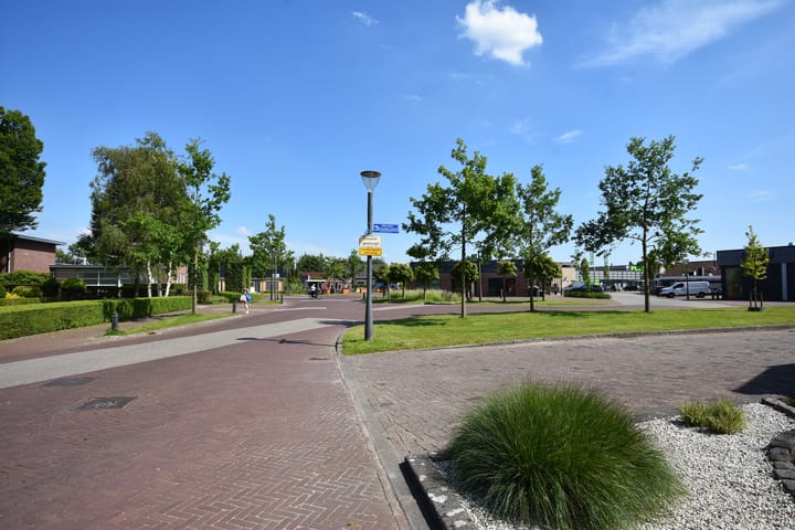 Foto 5 van Skoallestrjitte 36