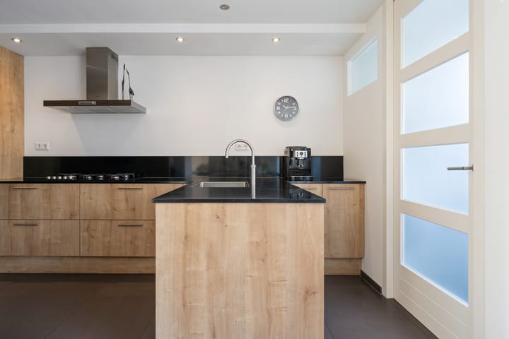 Photo 23 of Stationsstraat 31-A