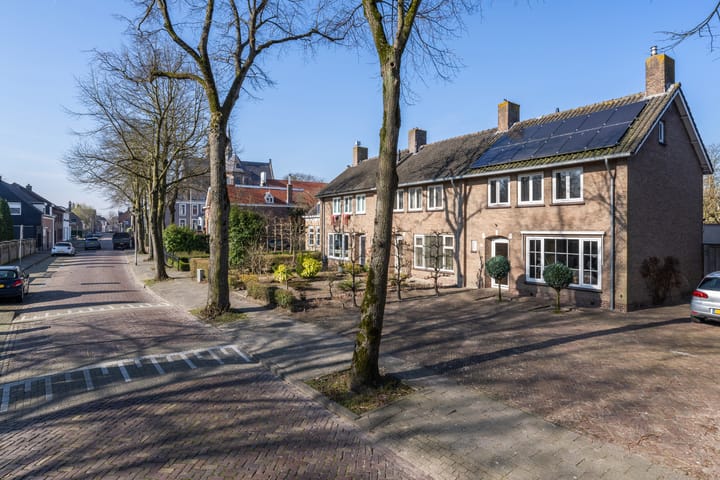 Photo 65 of Stationsstraat 31-A