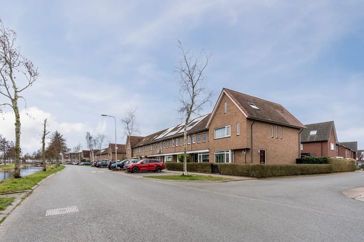 Foto 30 van Valeriaan 34