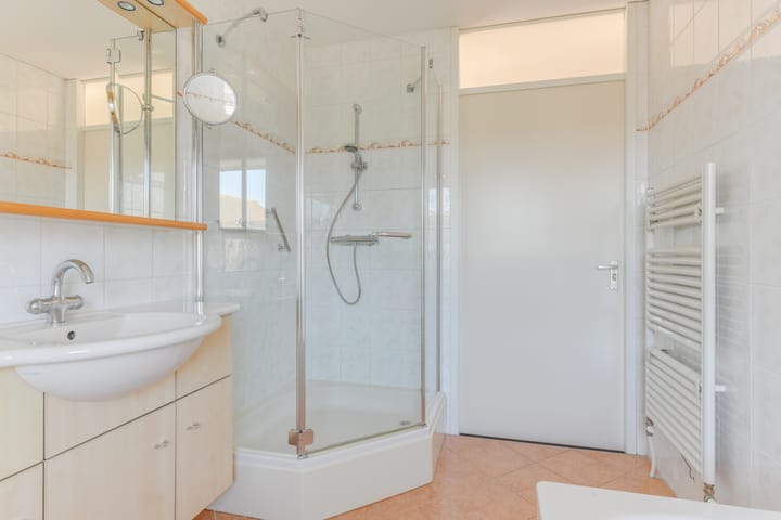 Foto 33 van Den Ackersloot 25