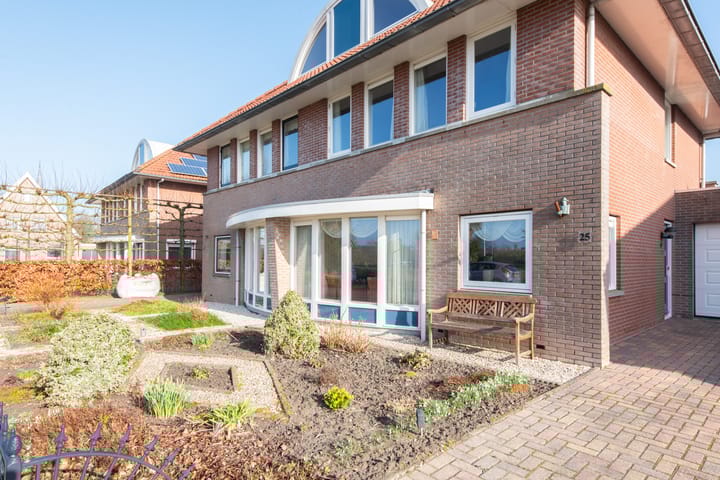 Foto 49 van Den Ackersloot 25