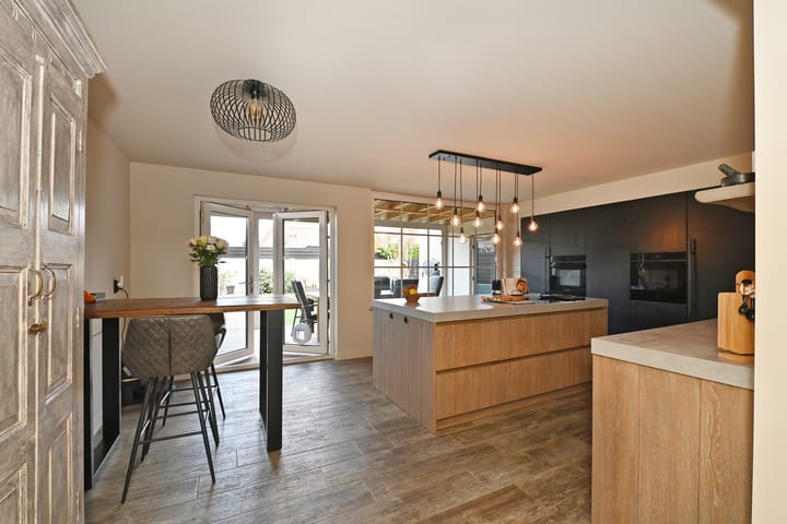 Photo 12 of Dokter Vermetstraat 26