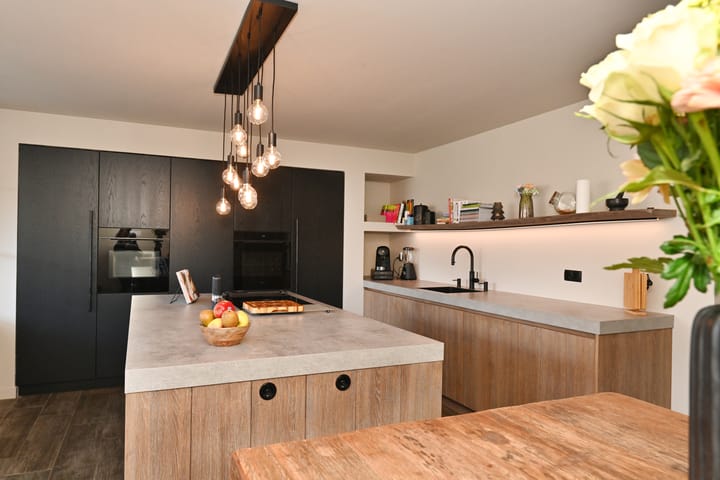 Photo 17 of Dokter Vermetstraat 26