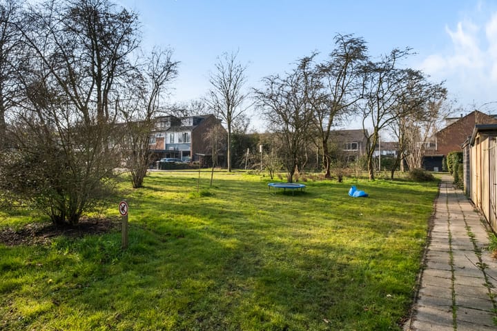 Foto 13 van Planetenhof 5