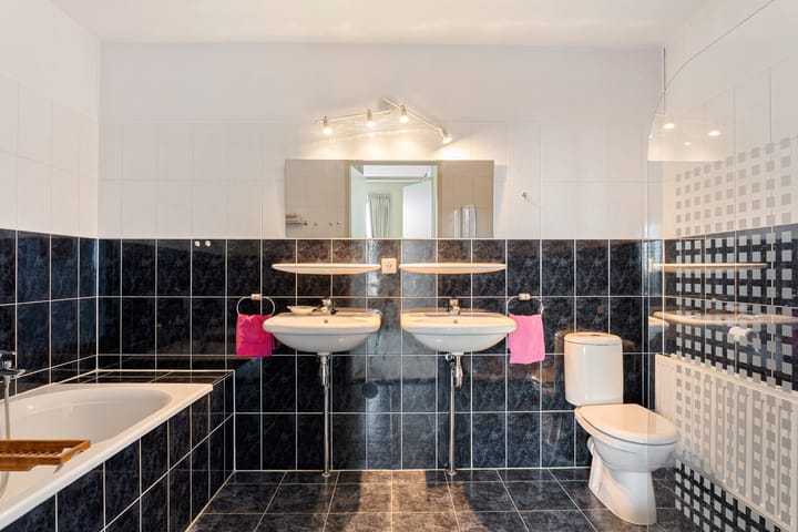 Foto 38 van Leerbroekstraat 54