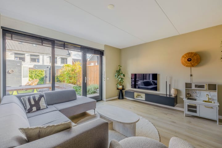 Foto 6 van Lenteregen 19