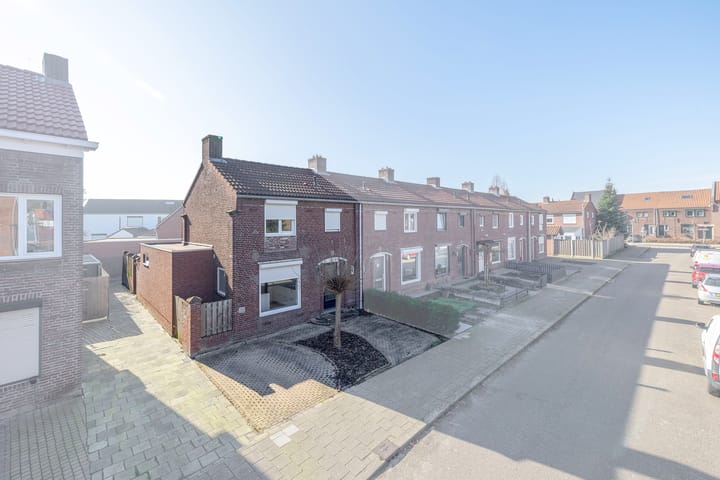 Foto 1 van van Kleefstraat 12