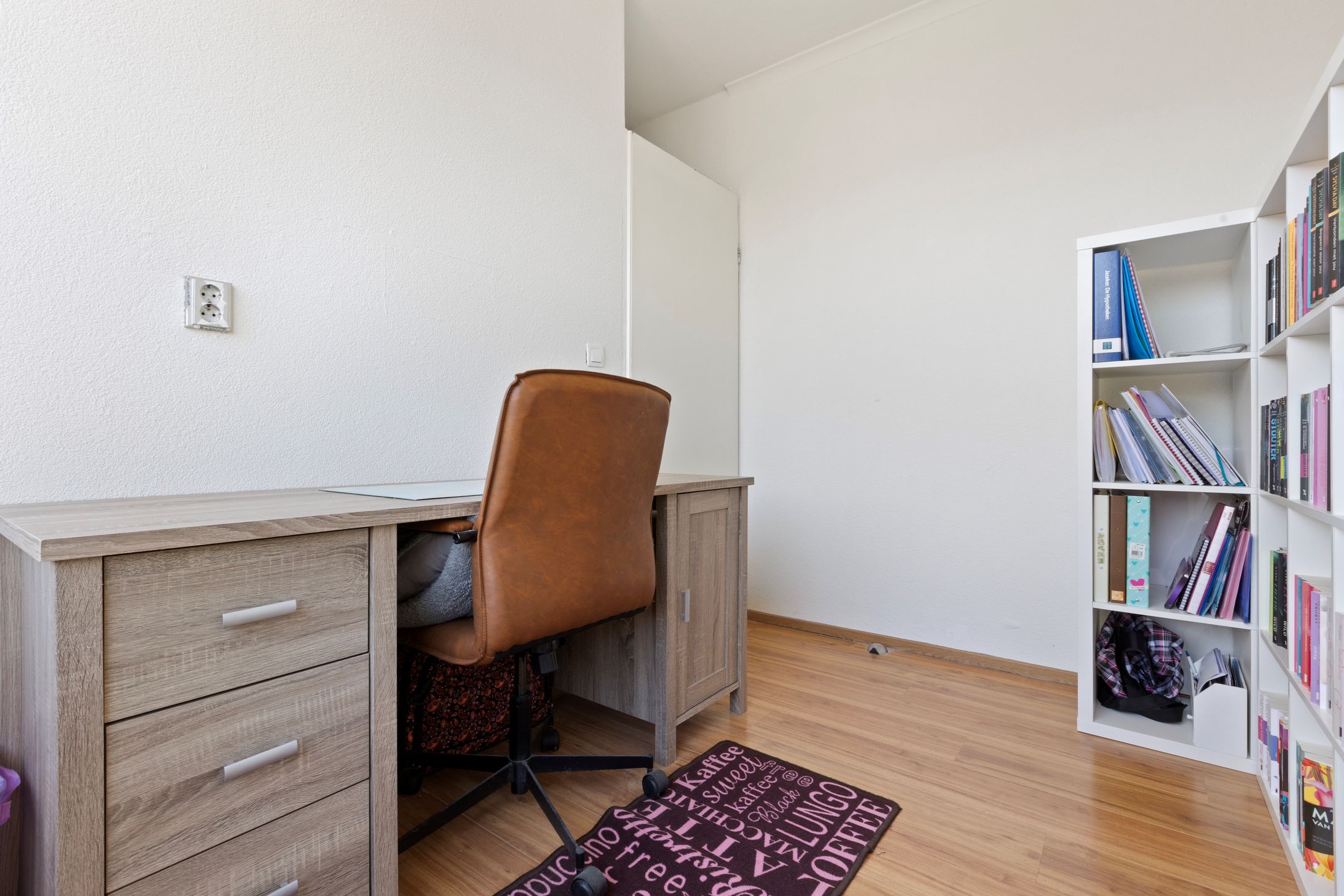 Photo 27 of Zwanenveld 2733