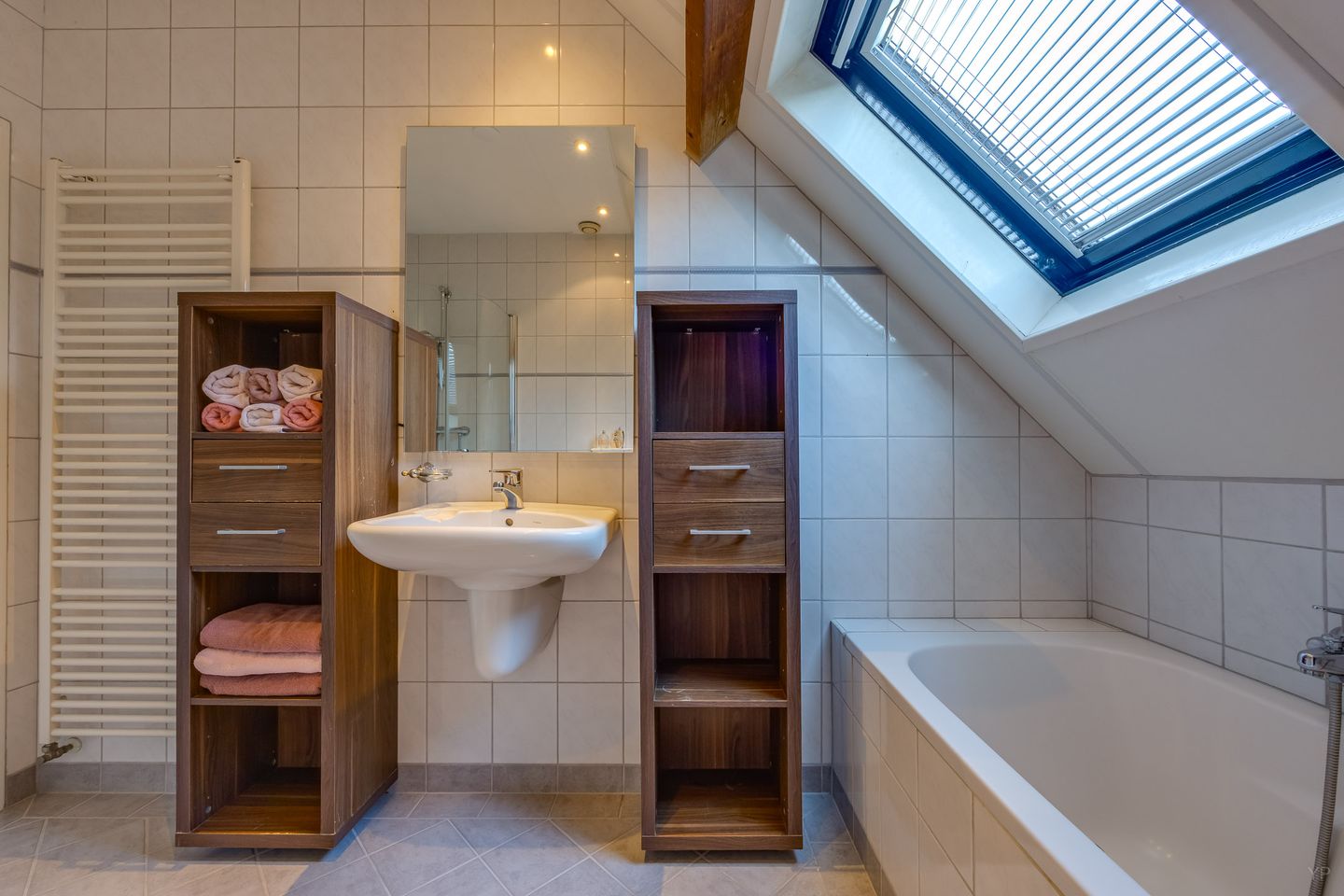 Photo 14 of Hamerbijl 24