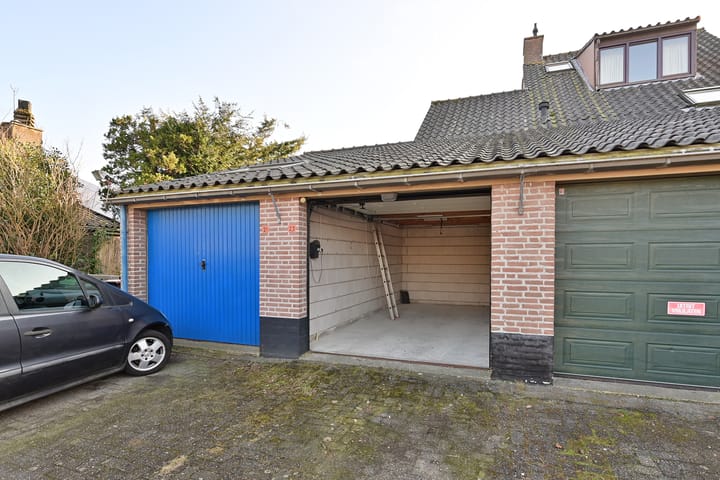 Photo 17 of Steenkarper 31