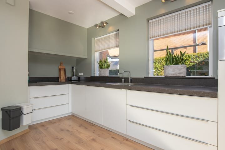 Foto 3 van Stationsweg West 24-A