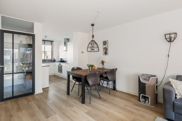 Foto 10 van Winkelstede 52