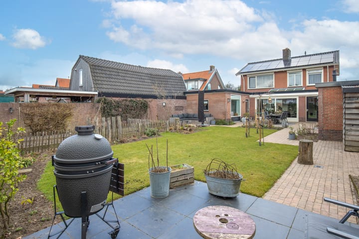 Foto 31 van Stationsweg West 24-A