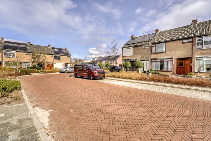 Foto 29 van Irisstraat 12