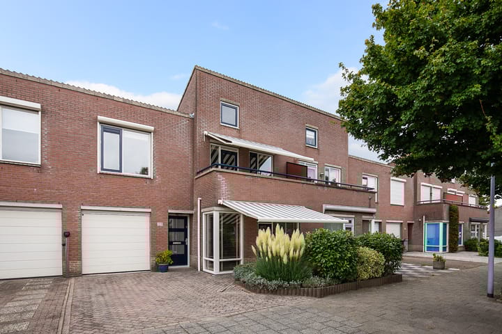 Foto 6 van Haya van Somerensingel 109