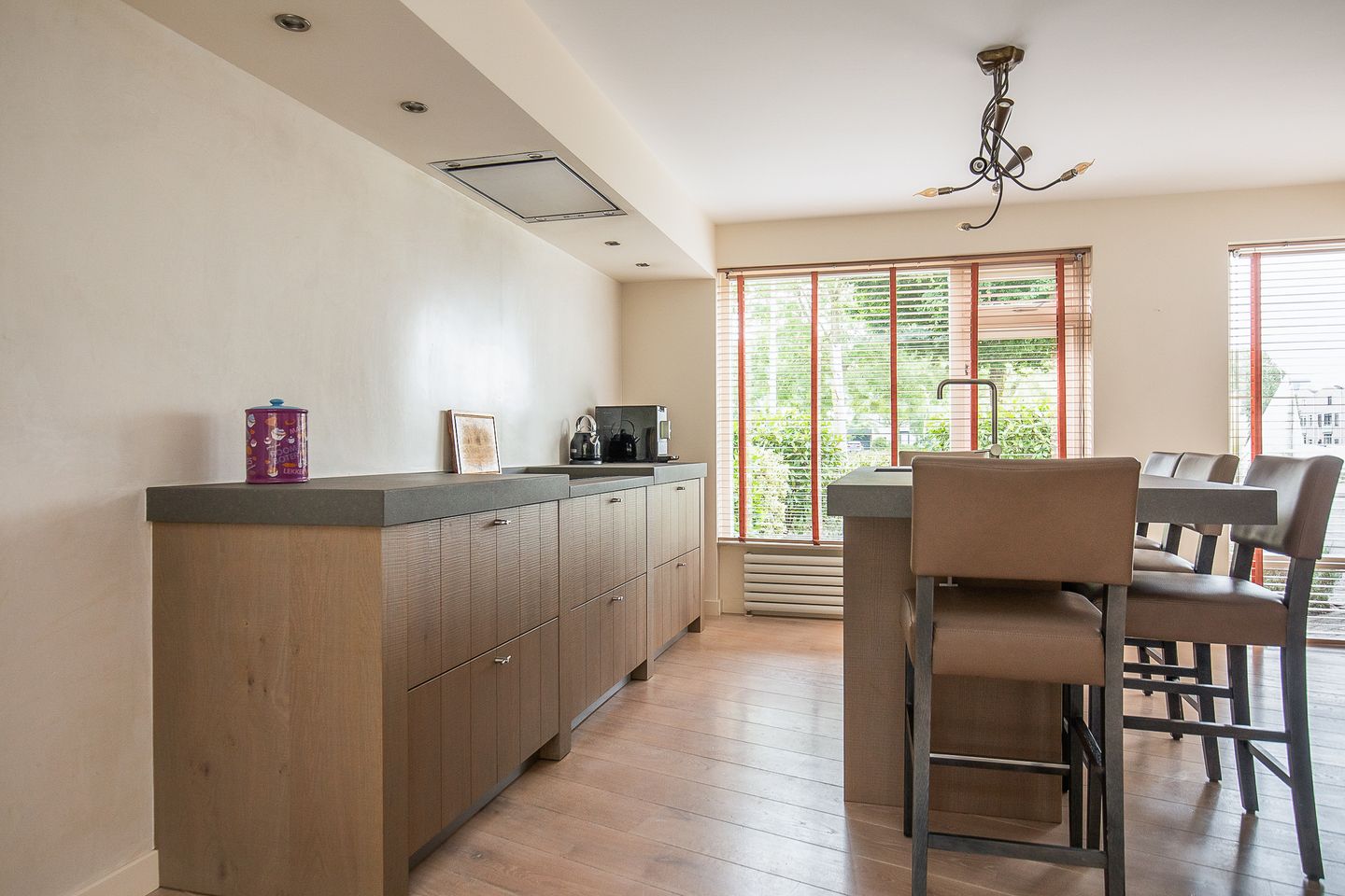 Foto 10 van Haya van Somerensingel 109