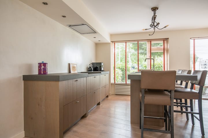 Foto 10 van Haya van Somerensingel 109