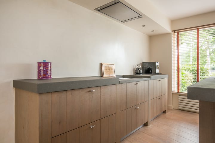 Foto 11 van Haya van Somerensingel 109