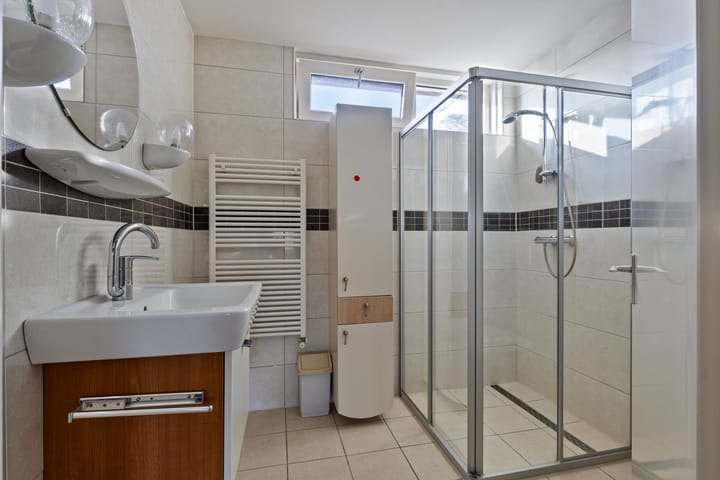 Foto 22 van Burg Henrylaan 60