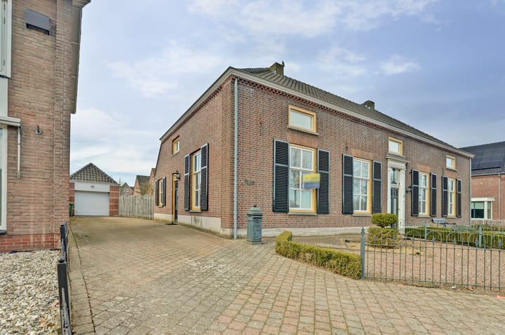 Foto 10 van Schoolstraat 12-B